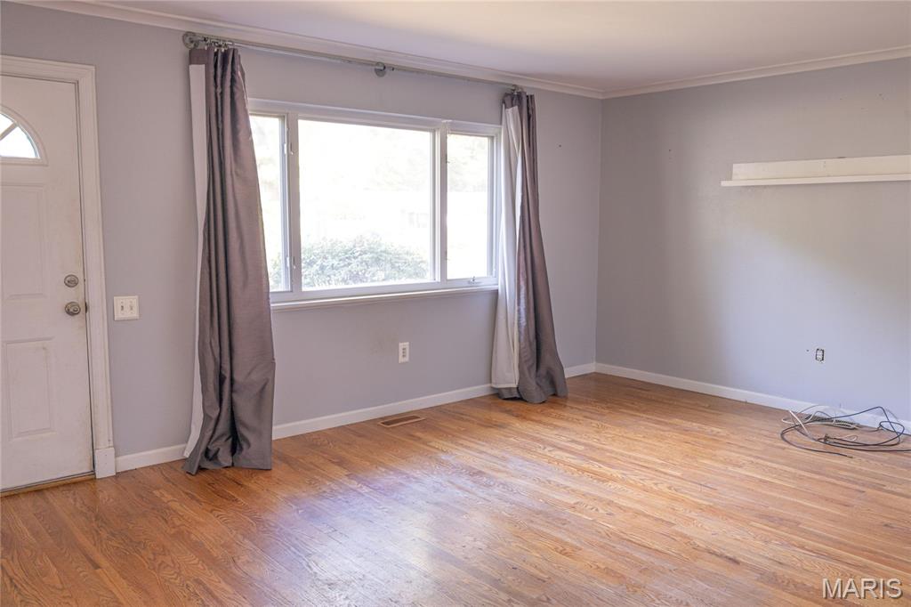 880 Preakness Lane Property Photo 4