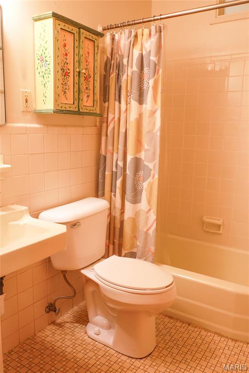 880 Preakness Lane Property Photo 13