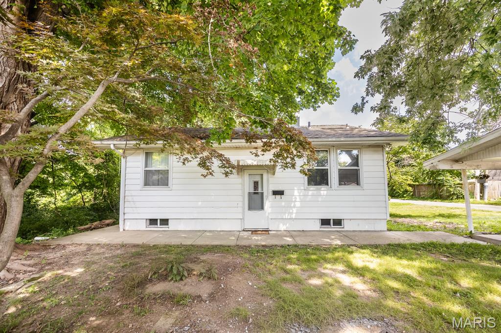 100 N 79th Street Property Photo 1