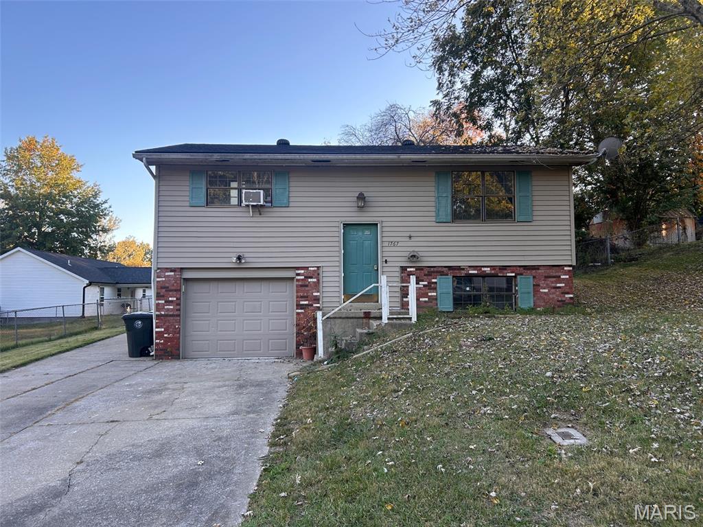 1767 Northwoods Court Property Photo 1