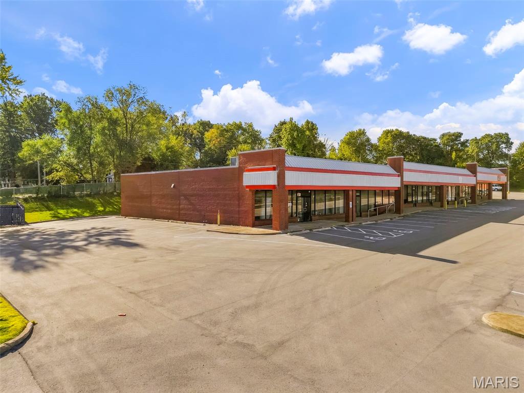 11130-64 Old St. Charles Road 11130-11164 Property Photo 40