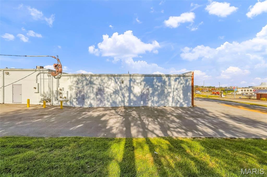 11130-64 Old St. Charles Road 11130-11164 Property Photo 45