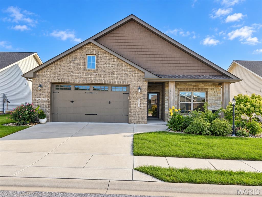7434 Clarence Court Property Photo 1