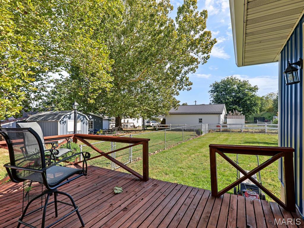 819 W Ross Street Property Photo 11