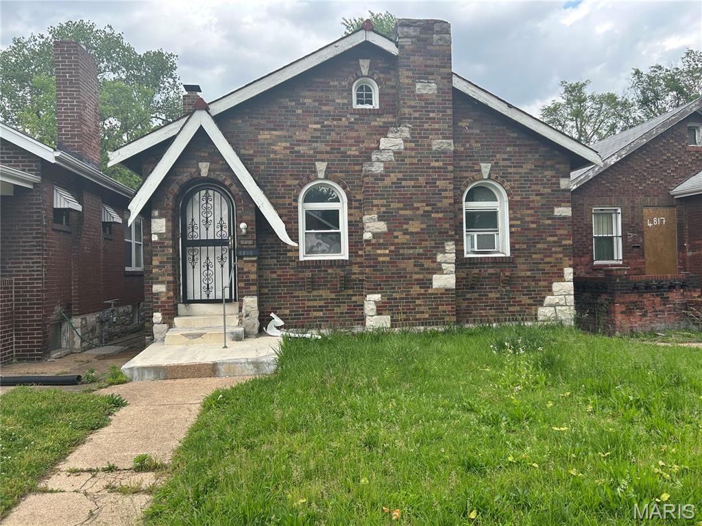 4819 Bessie Avenue Property Photo 1
