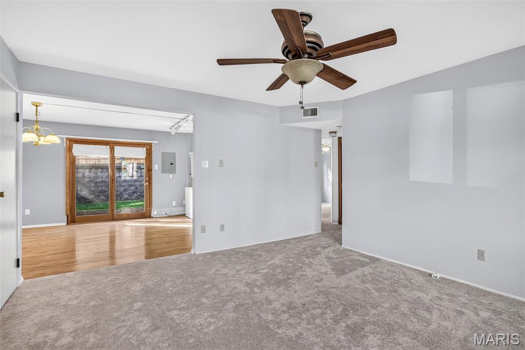 10821 Carroll Wood Way Property Photo 2