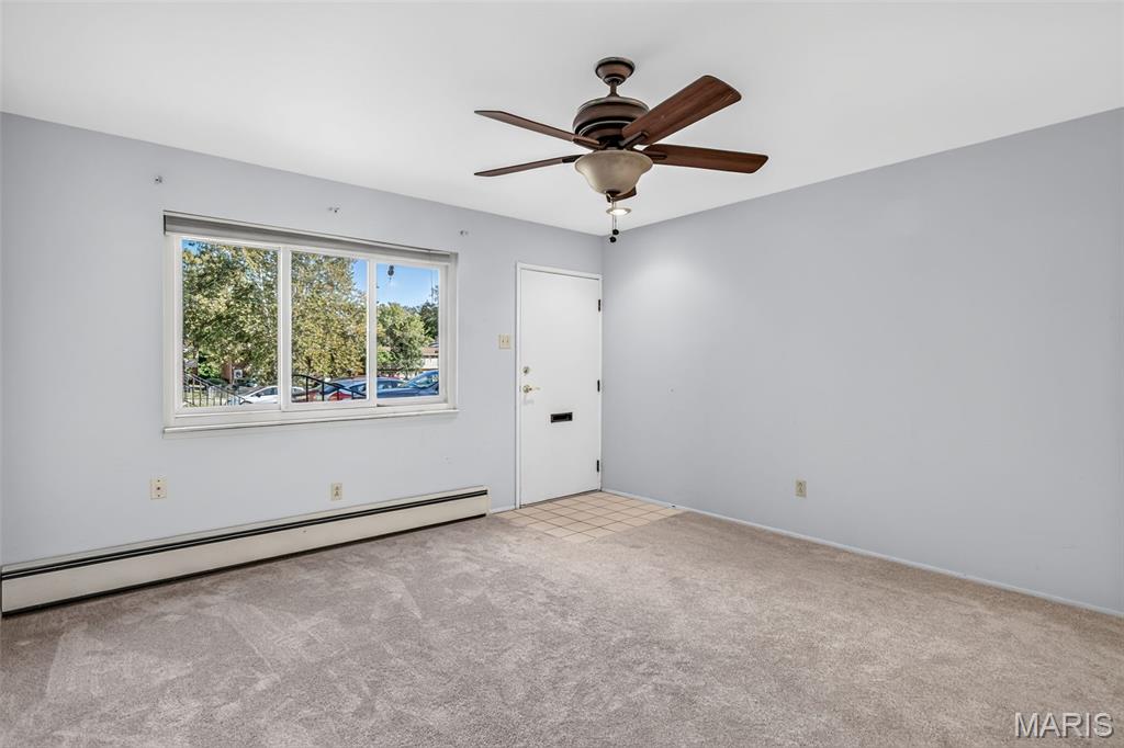 10821 Carroll Wood Way Property Photo 3