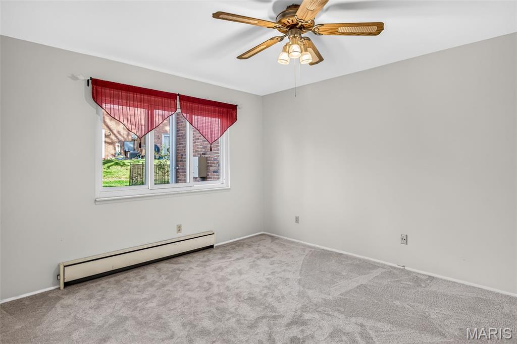 10821 Carroll Wood Way Property Photo 6