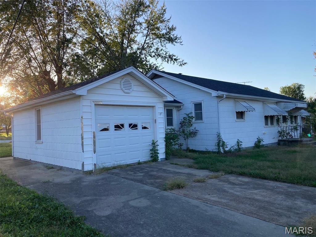 322 S Gravois Avenue
