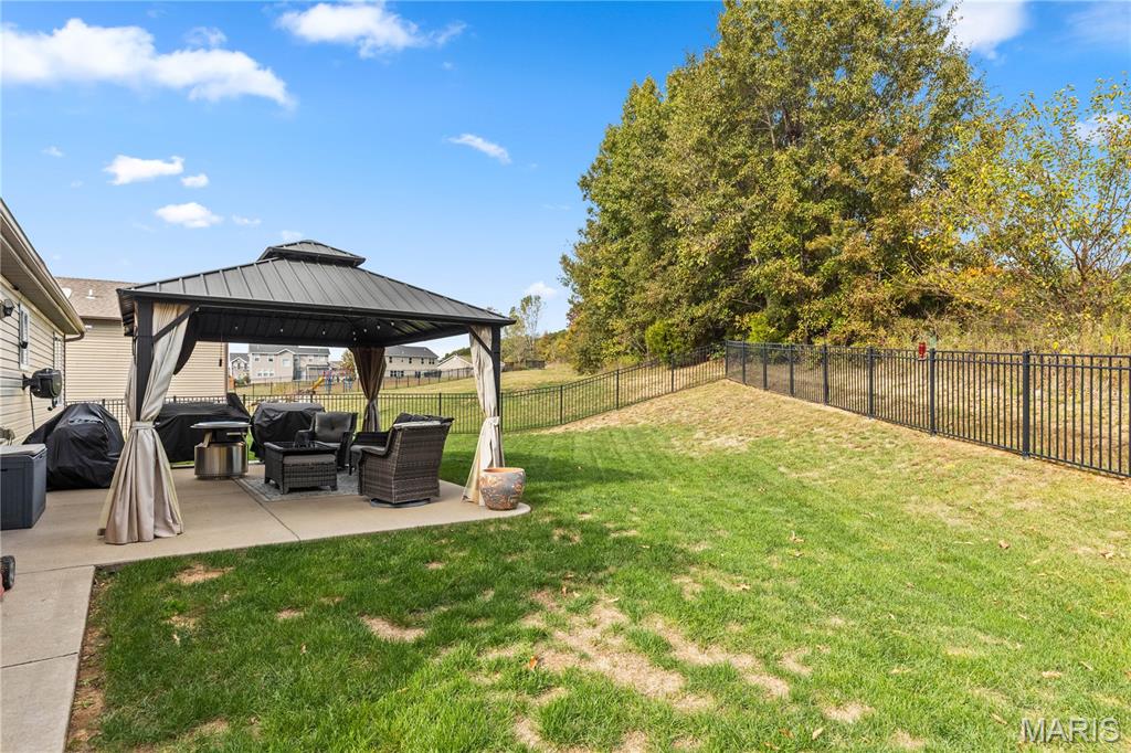 1602 Spring Mill Drive Property Photo 6