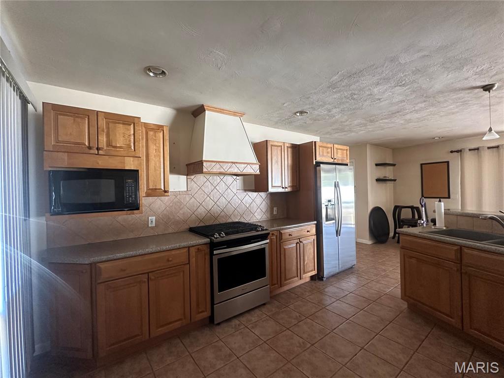 10625 Twilight Drive Property Photo 3