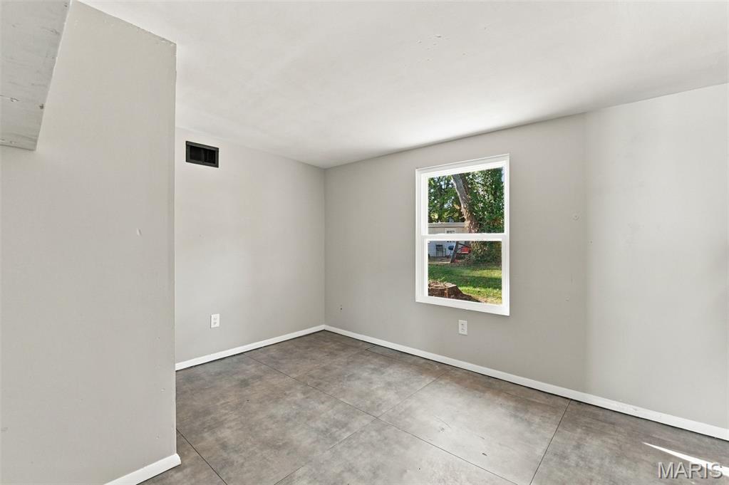 8454 Engler Avenue Property Photo 11