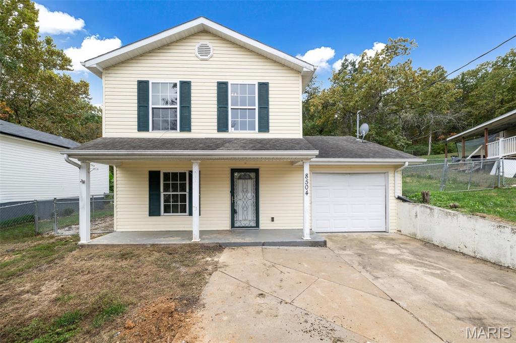 8504 Lake Drive Property Photo 1