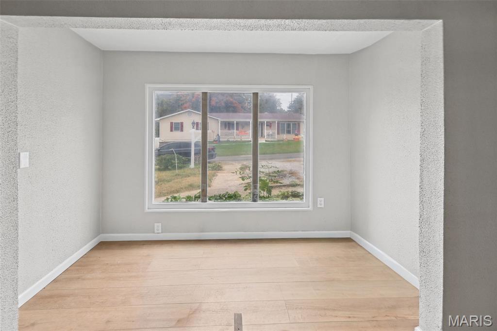 135 W Juda Avenue Property Photo 6