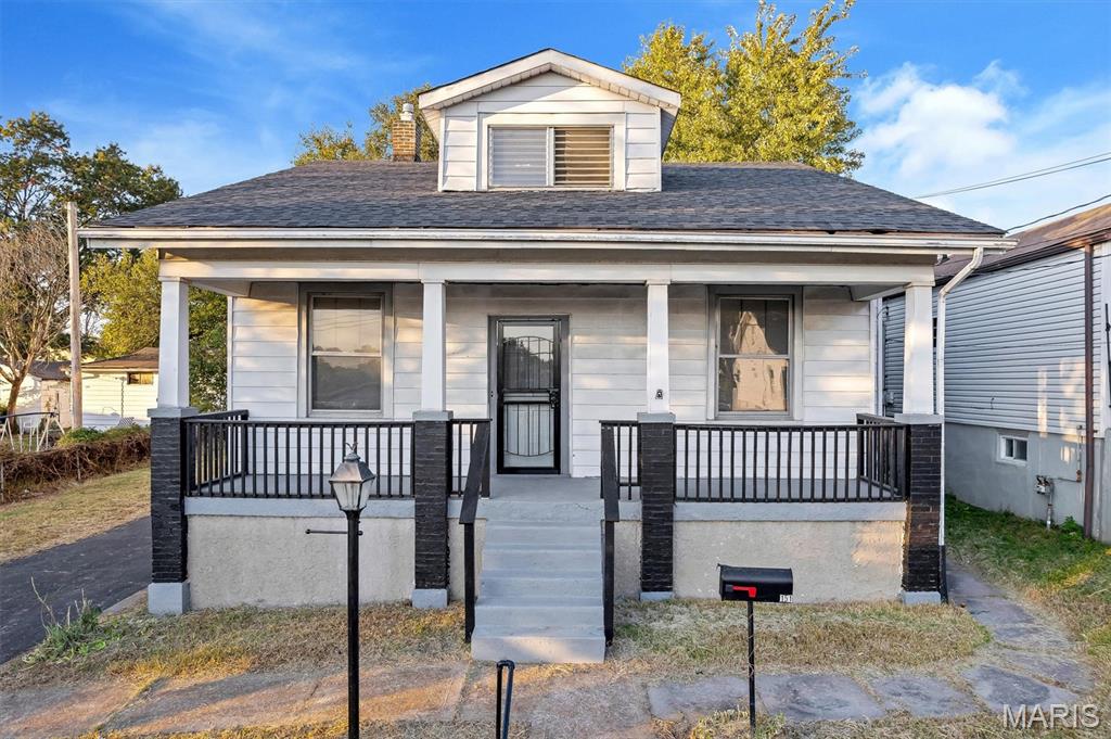 151 W Holden Avenue Property Photo 1
