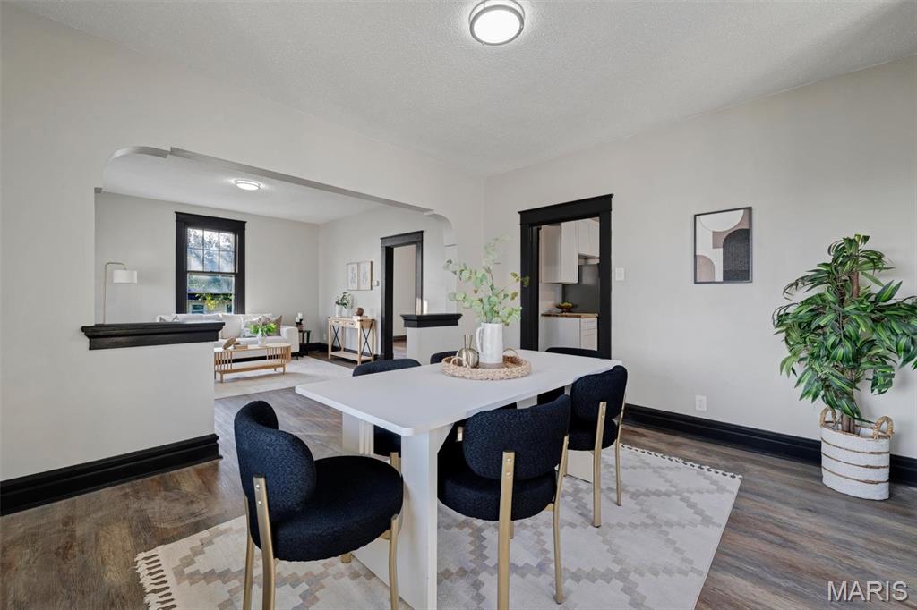 151 W Holden Avenue Property Photo 8