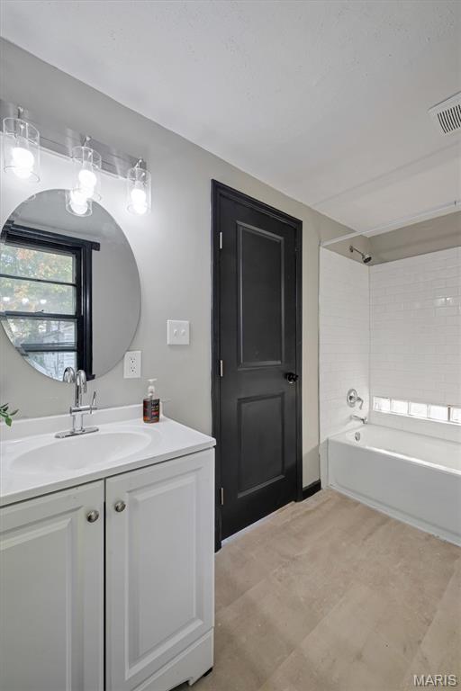 151 W Holden Avenue Property Photo 16