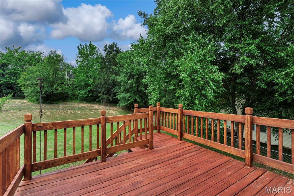 1 Summersong Court Property Photo 17