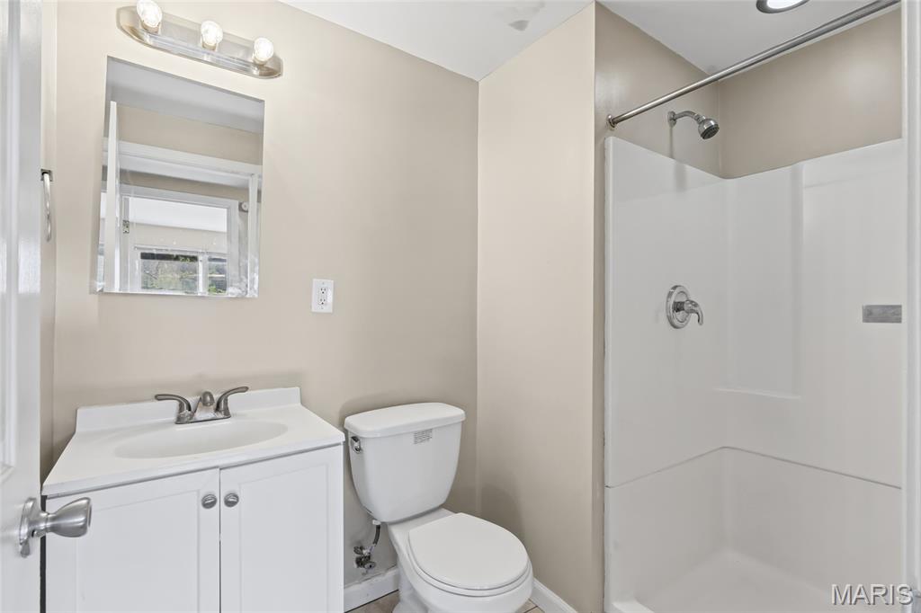 6661 Pepperidge Drive Property Photo 4