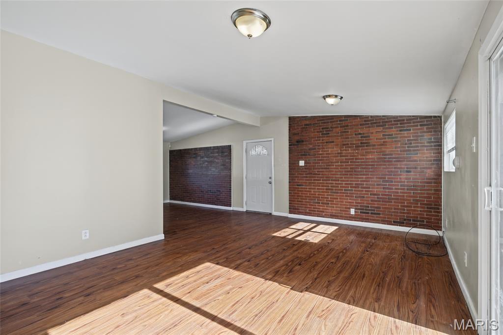 6661 Pepperidge Drive Property Photo 7