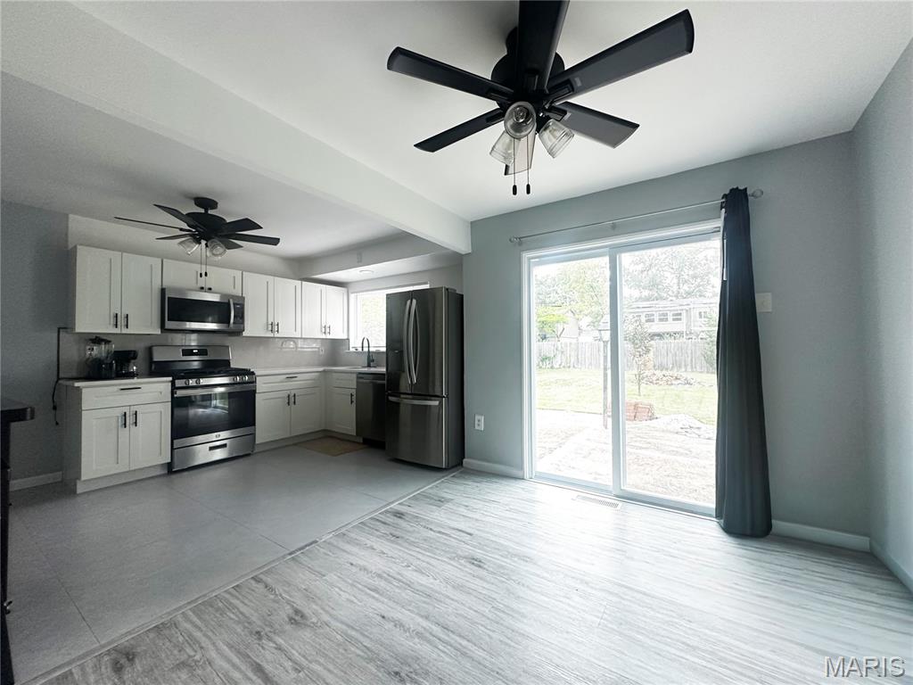 12469 Glengate Drive Property Photo 4