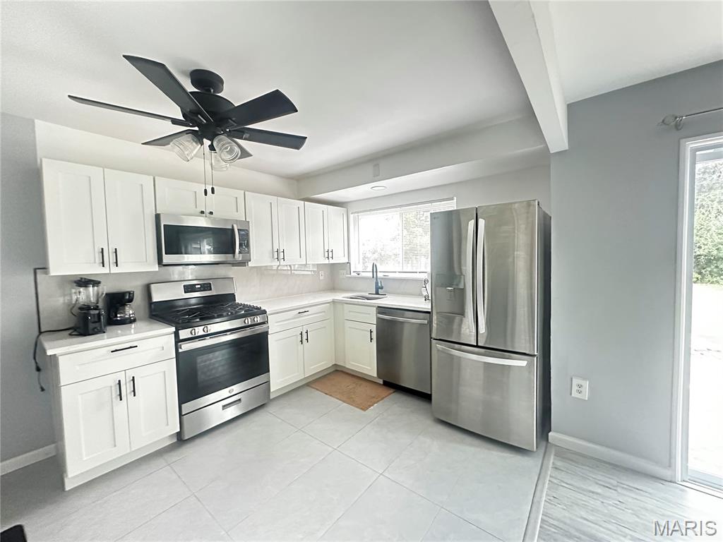 12469 Glengate Drive Property Photo 5
