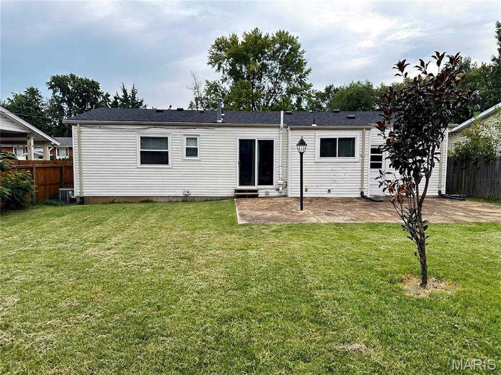 12469 Glengate Drive Property Photo 13