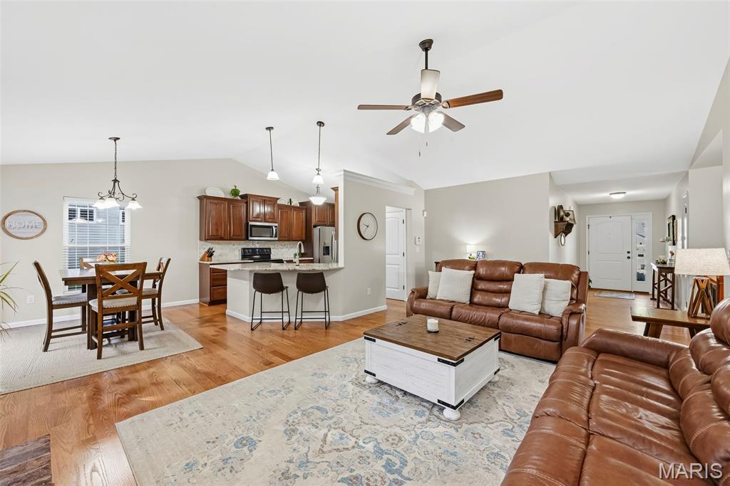 8155 Pheasant Drive Property Photo 8