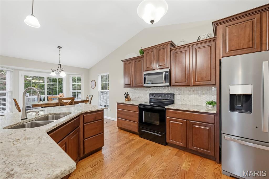 8155 Pheasant Drive Property Photo 15
