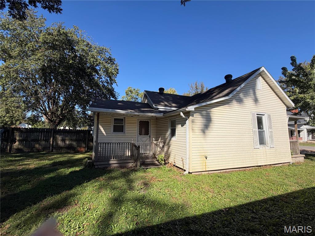 216 Cook Avenue Property Photo 7
