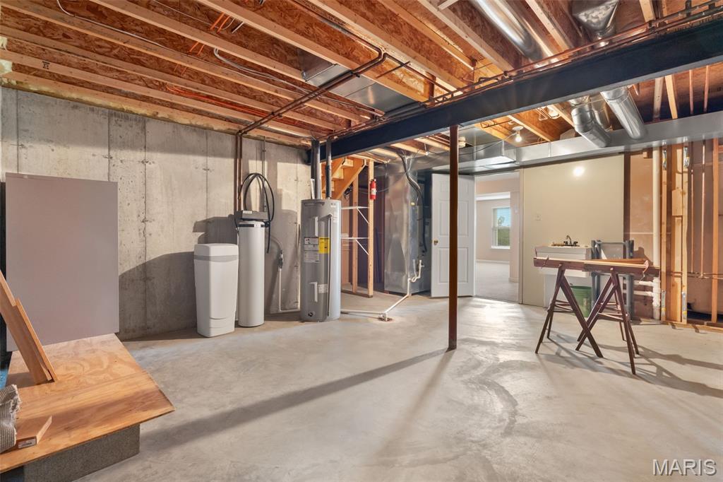 1824 Kaleb Court Property Photo 29