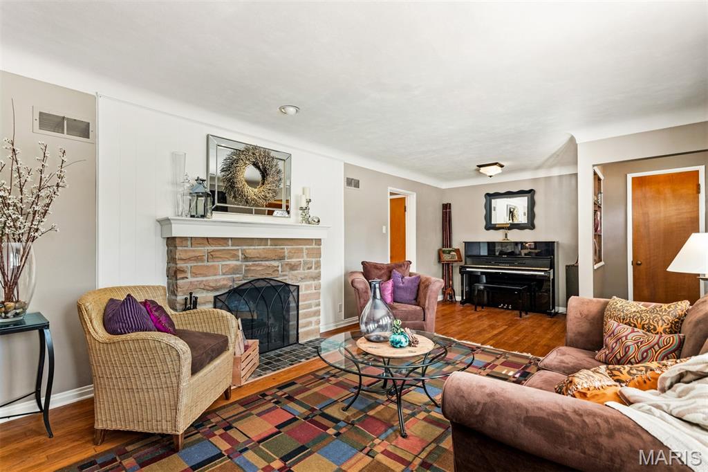 409 Linum Lane Property Photo 8