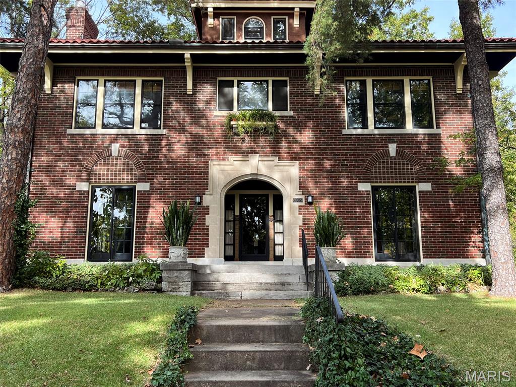 6965 Pershing Avenue Property Photo 1