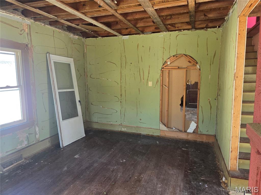 2728 Pasteur Avenue Property Photo 3