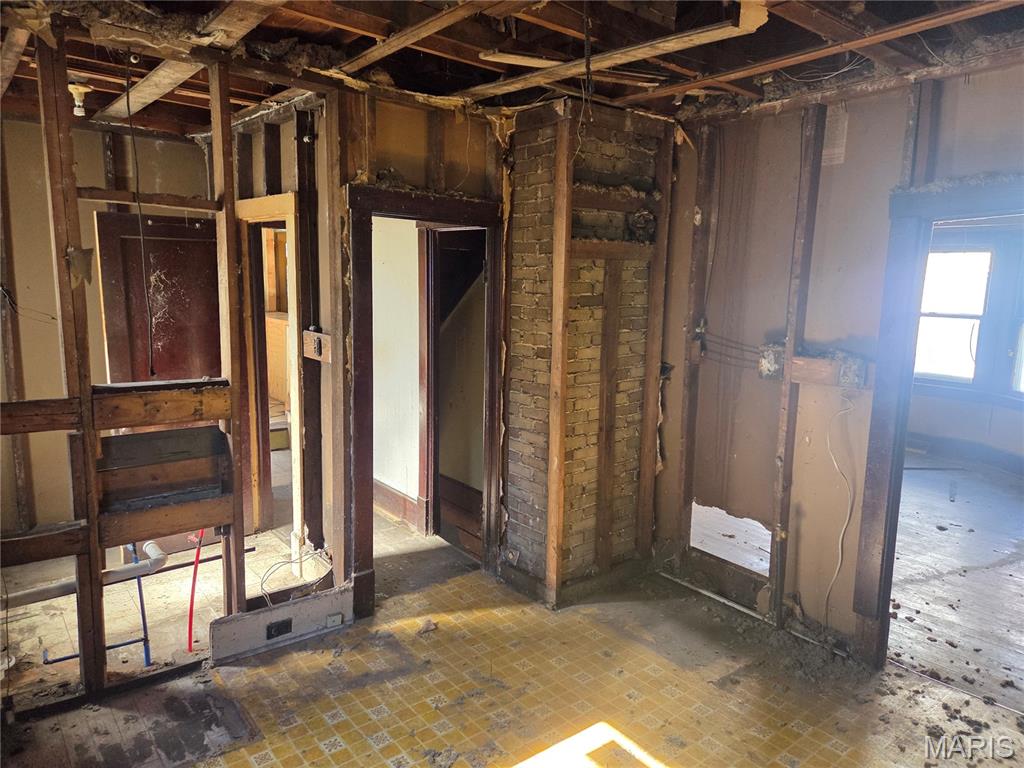 2728 Pasteur Avenue Property Photo 8