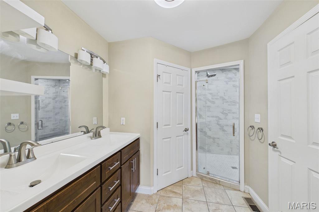 1887 Tiffany Drive Property Photo 19