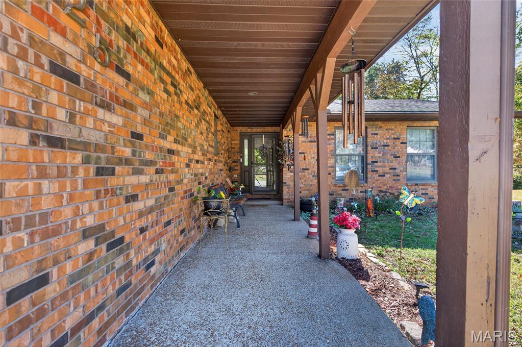 225 South Street Property Photo 5
