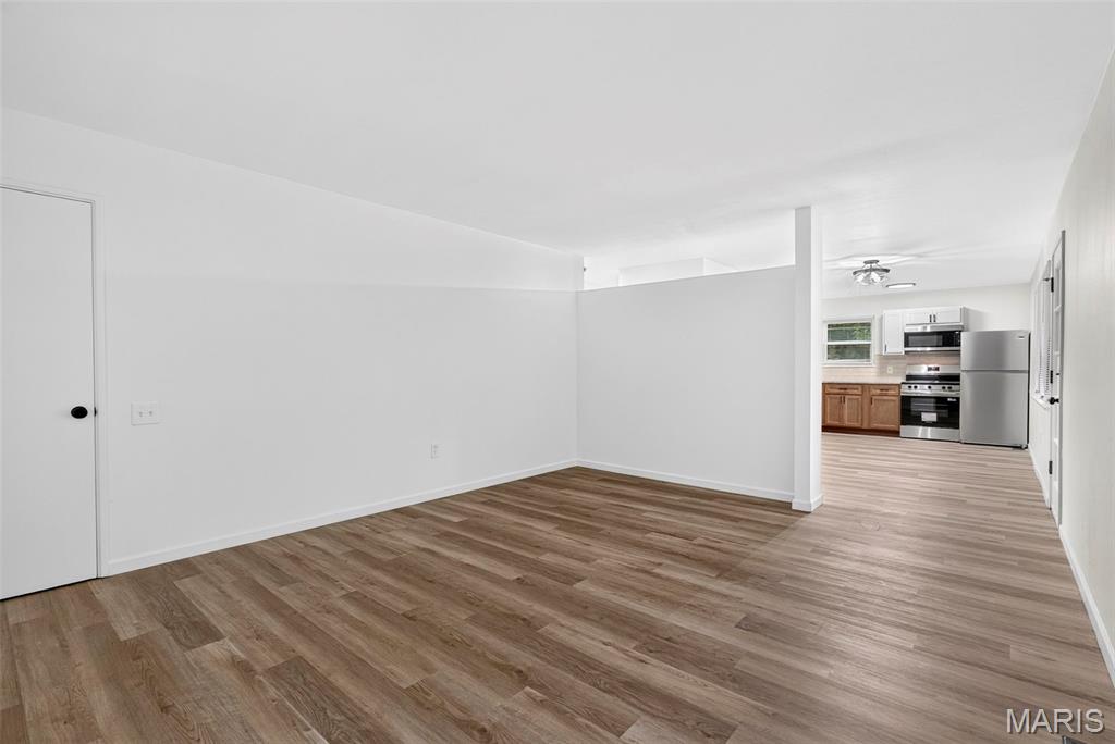 680 Jamaica Place Property Photo 11