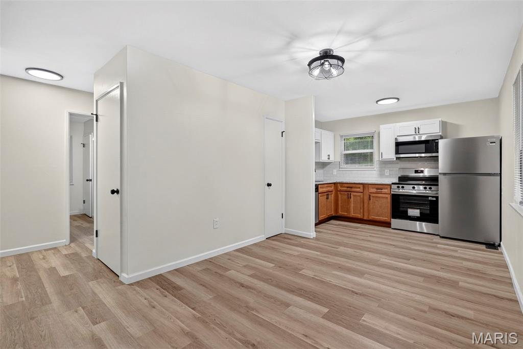 680 Jamaica Place Property Photo 13