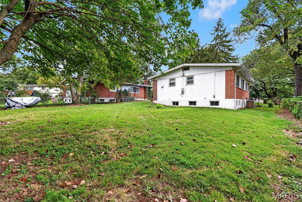 680 Jamaica Place Property Photo 37