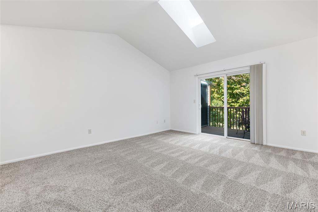 136 Old Buggy Court D Property Photo 4