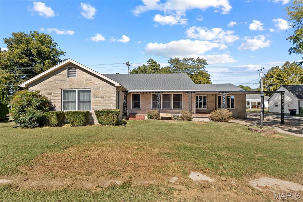 501 W Sturdivant Street Property Photo 1