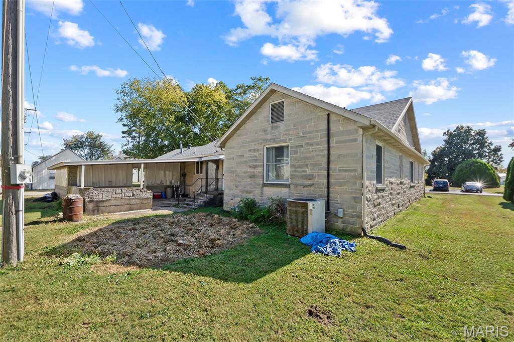 501 W Sturdivant Street Property Photo 5