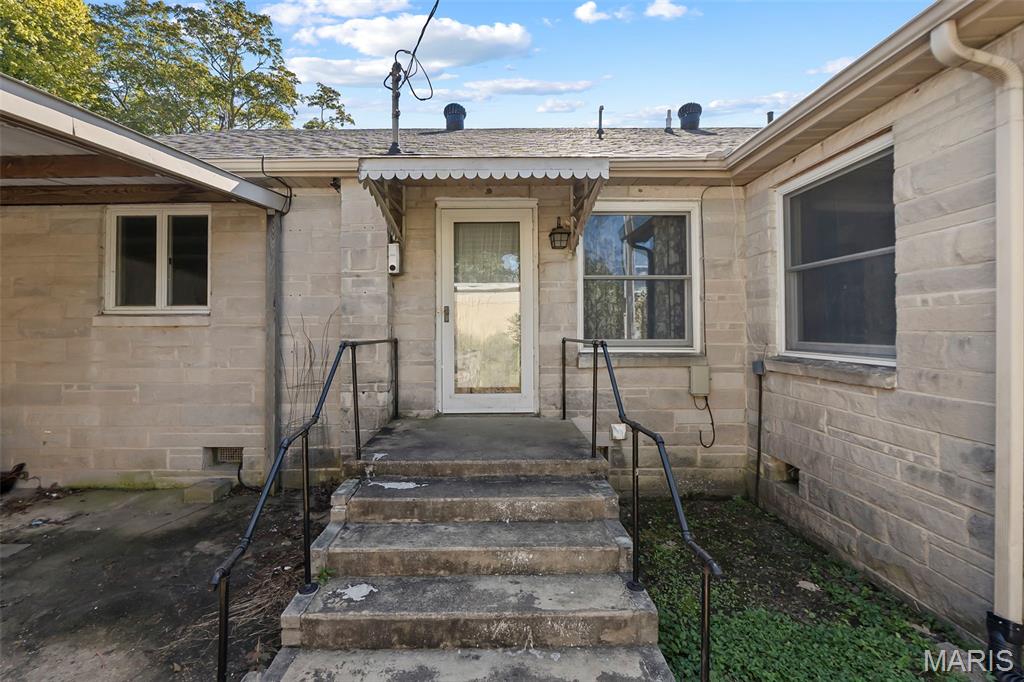 501 W Sturdivant Street Property Photo 8