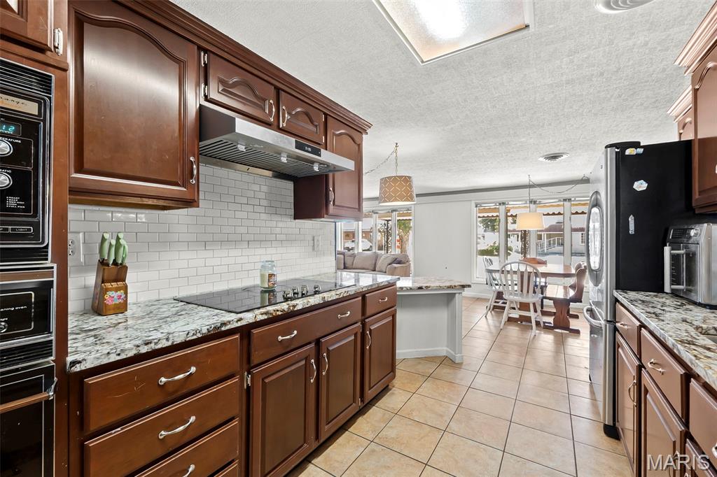 501 W Sturdivant Street Property Photo 16