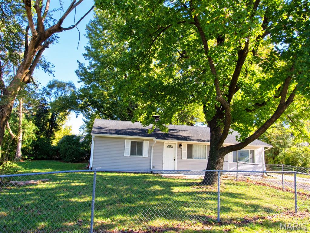 11 Saint Columba Drive Property Photo 1