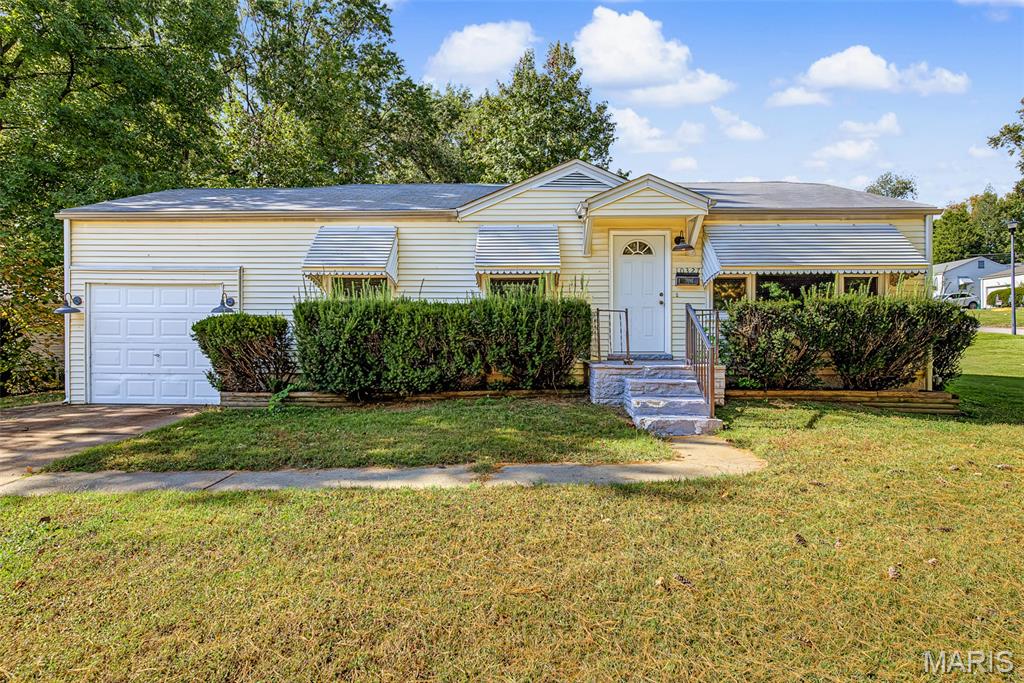 10327 Ashbrook Drive Property Photo 1