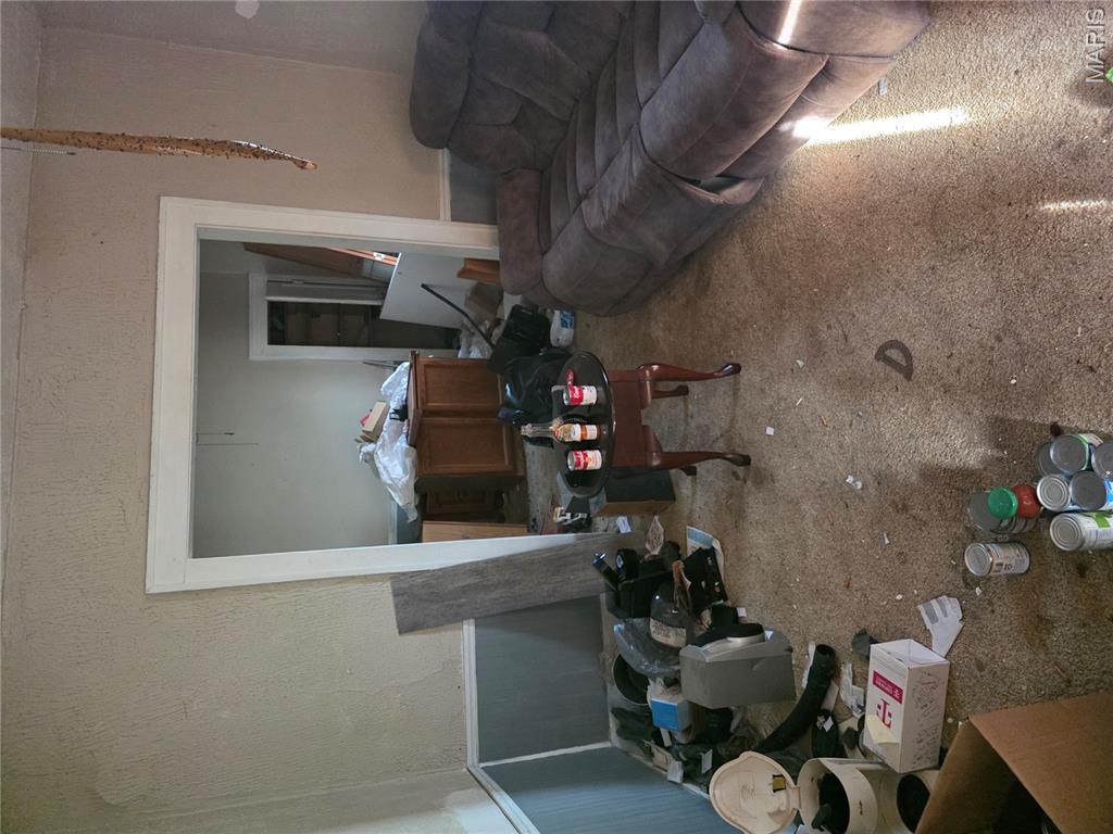 2417 Bromley Avenue Property Photo 1