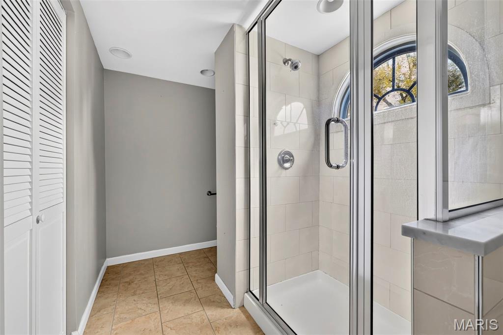 9819 Zykan Drive Property Photo 27