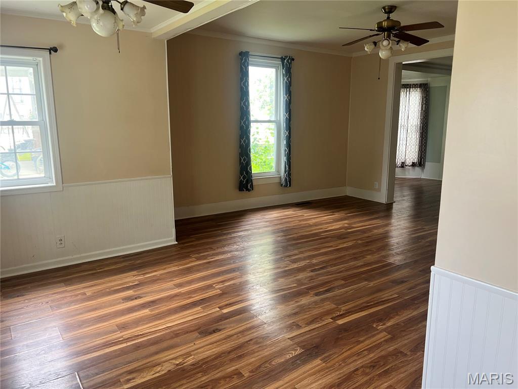 206 S Cedar Street Property Photo 7